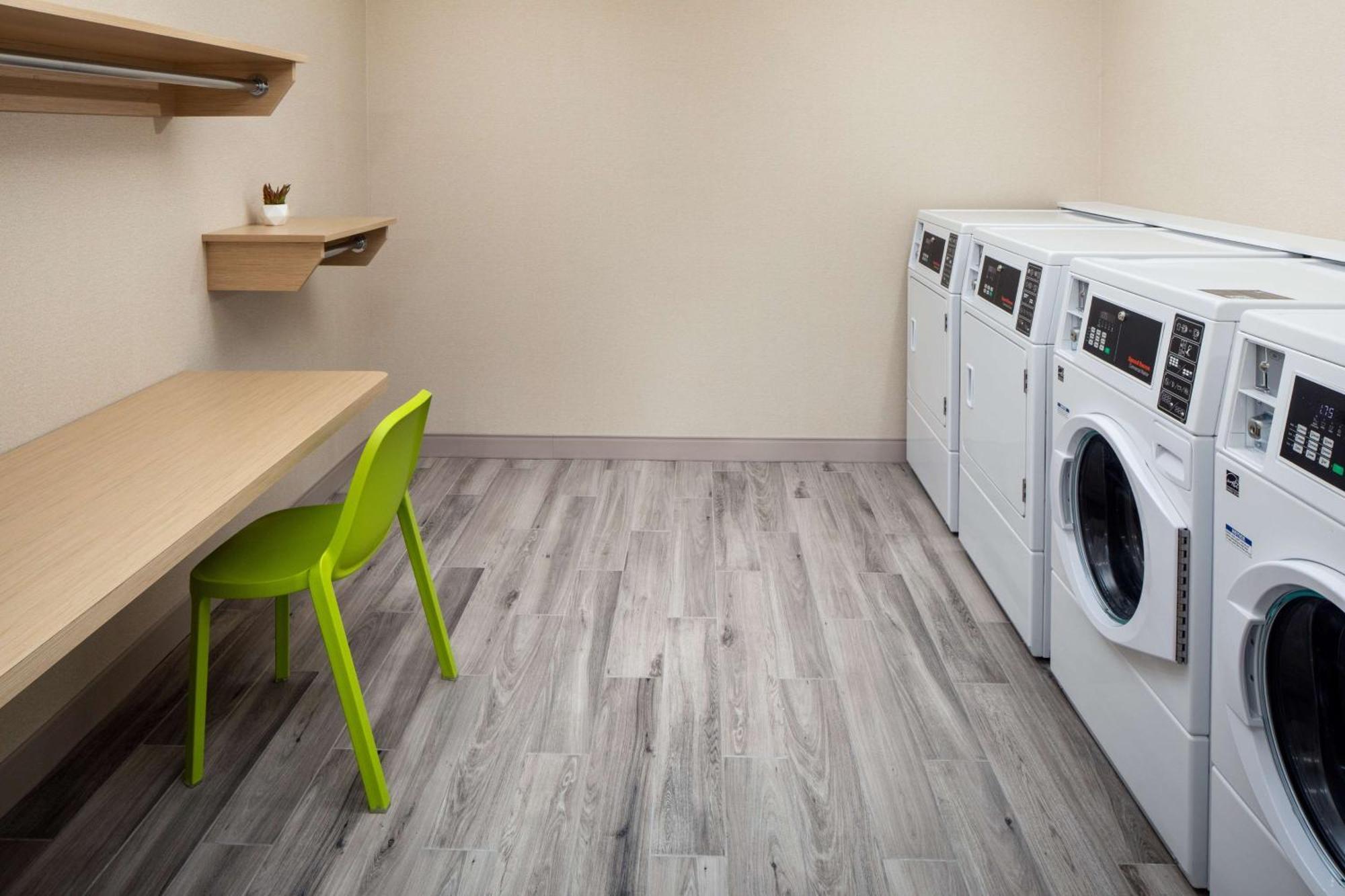 Home2 Suites By Hilton Lake Mary Orlando Bagian luar foto